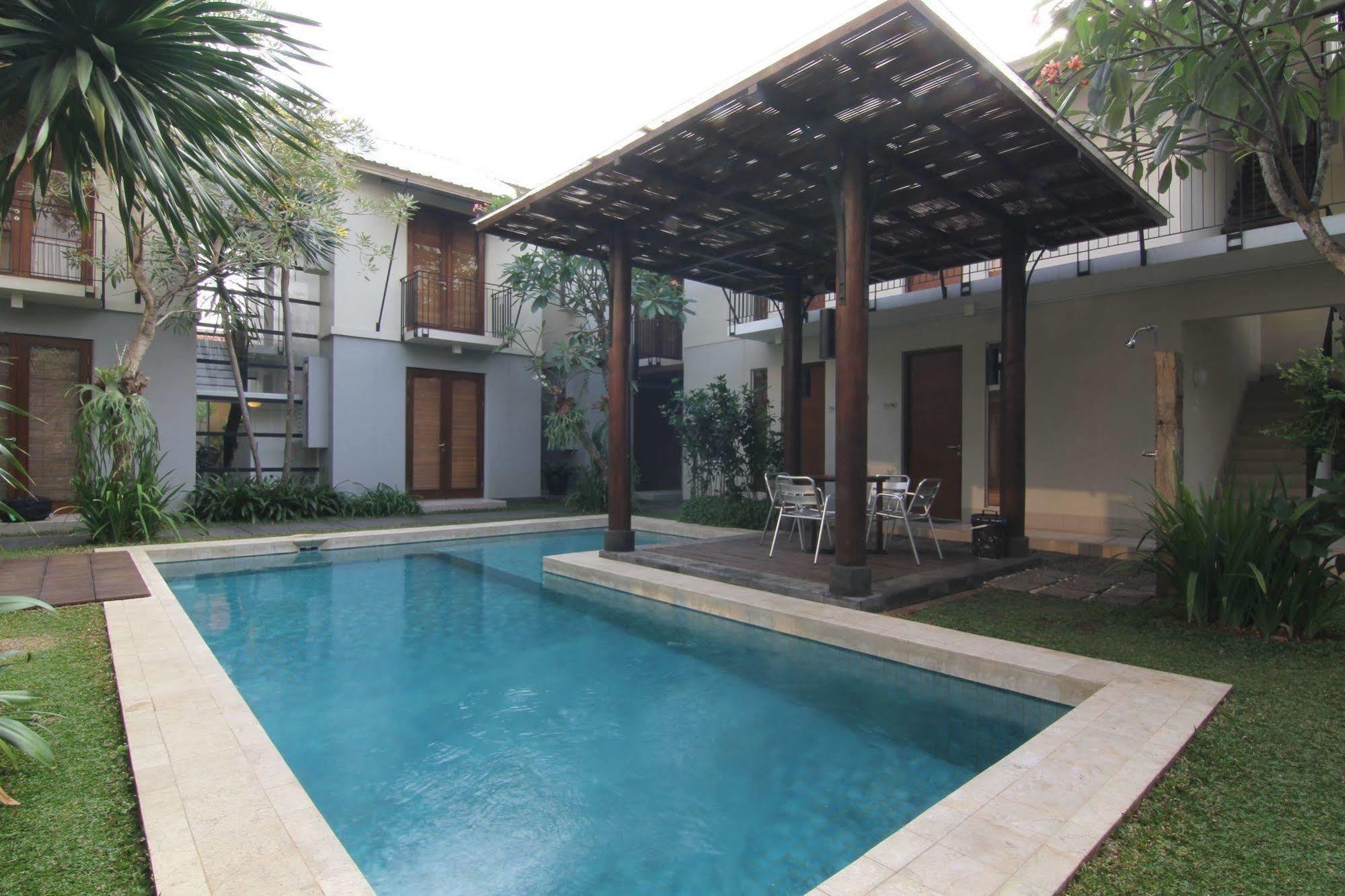 Chic Quarter Hotel Jakarta Exterior photo